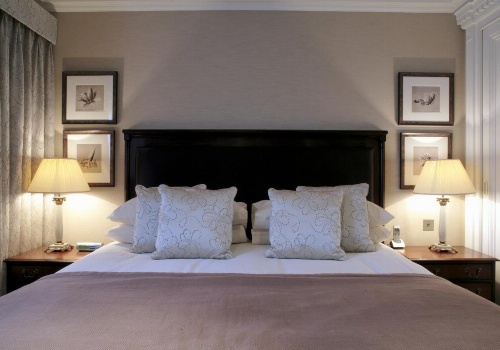 Cheval Knightsbridge image 19