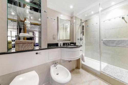 Cheval Knightsbridge image 6